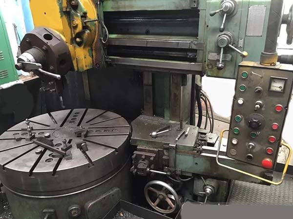 Фото токарно-карусельного верстата 1510 1510 Фото токарно-карусельного верстата 1510